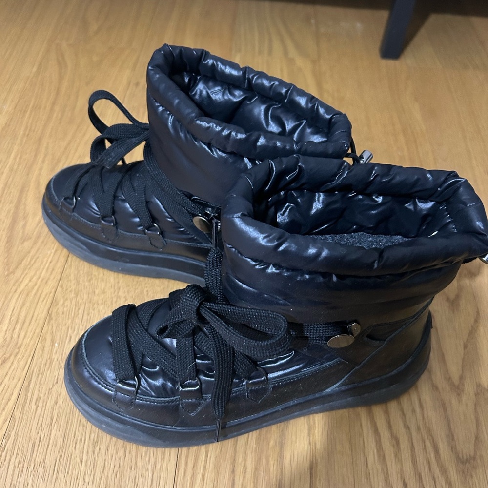 Moncler Snow Boots